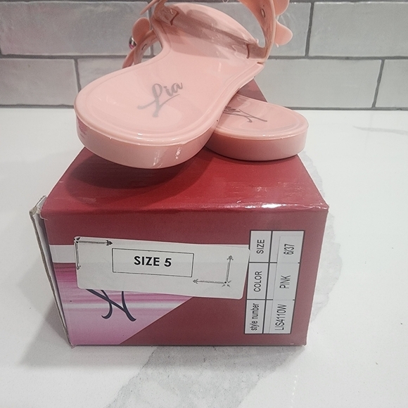 Pink Jelly Slide Sandals with Flowers by Lia. Size 5. New With Box - Picture 5 of 5